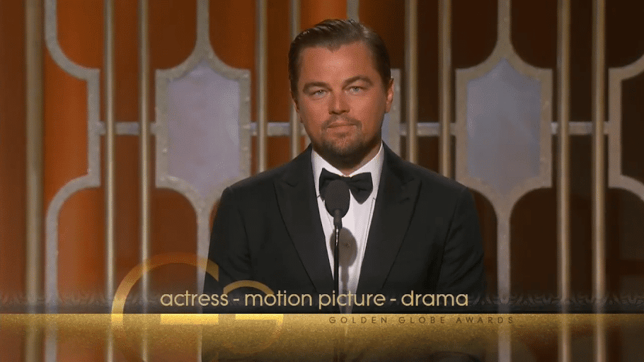 Leonardo DiCaprio ai Golden Globes 2017 premia la migliore attrice