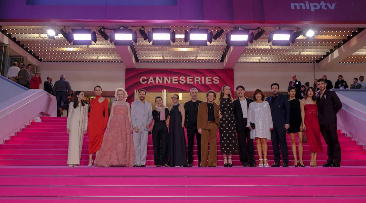 Becoming Karl Lagerfeld presentata a Canneseries
